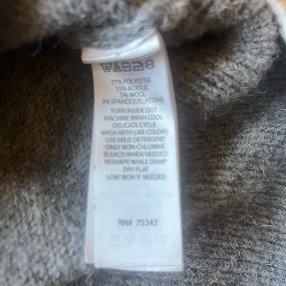 MAX Studios sweater - Picture 5 of 5